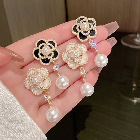 Baroque Ladies Classic Drop Earrings